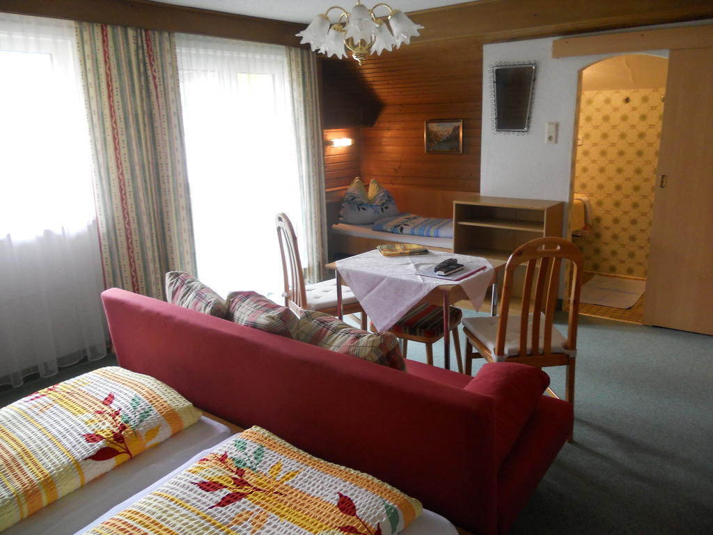 ホテル Haus Zur Linde ヴァークライン 部屋 写真
